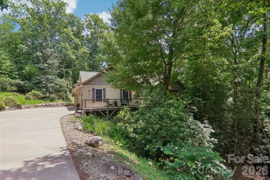 25 Arnie Drive, Etowah, NC 28729 - #2