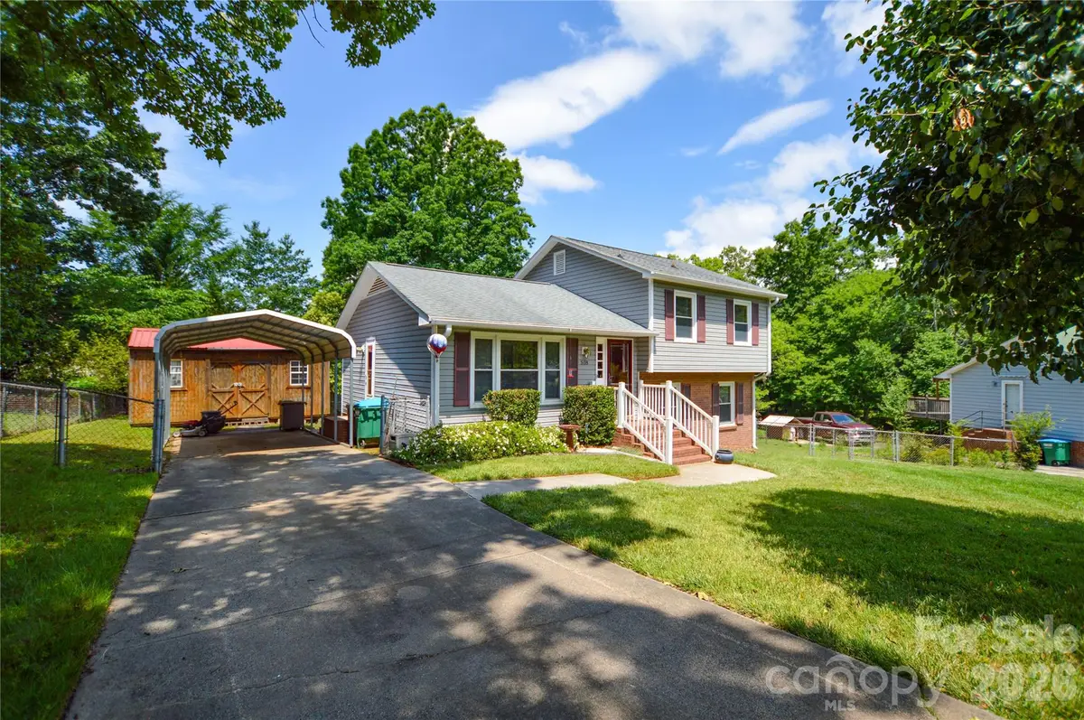 518 Vinecrest Drive, Matthews, NC 28105 - #1