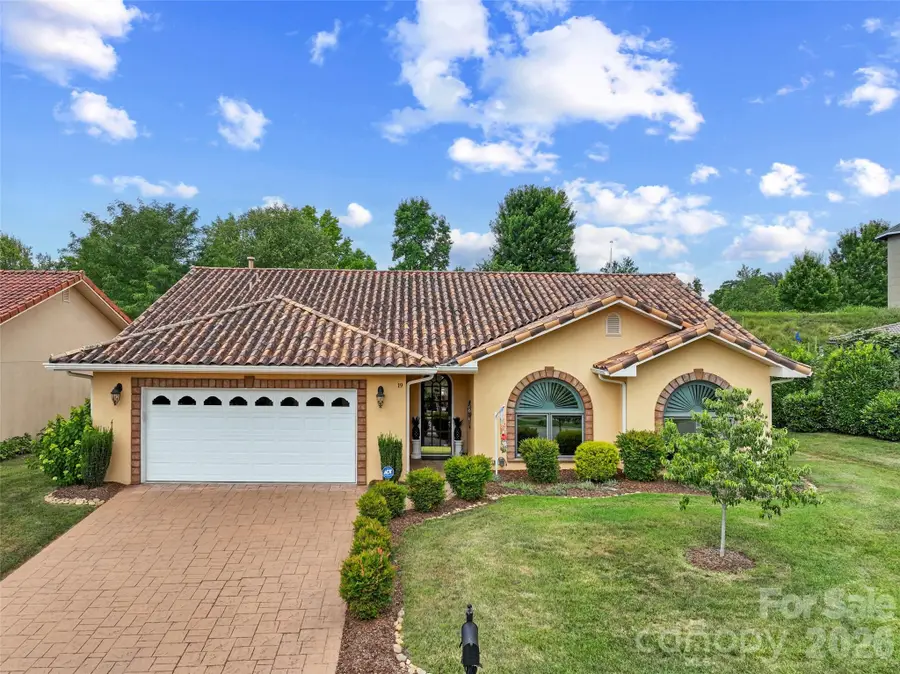 19 Pacifico Drive, Asheville, NC 28806 - #3