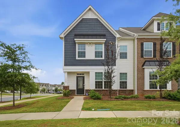 13905 Castle Nook Drive, Charlotte, NC 28273
