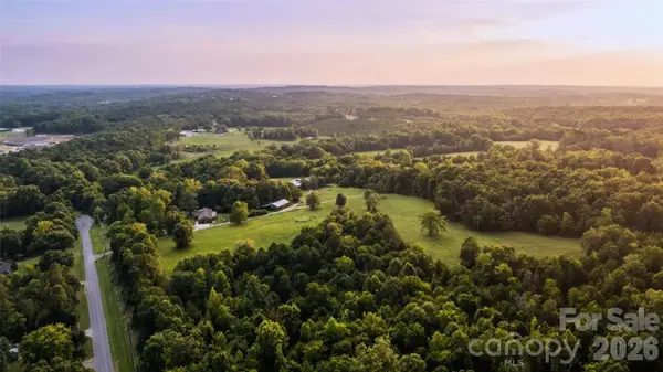 Address Withheld By Seller, Concord, NC 28025