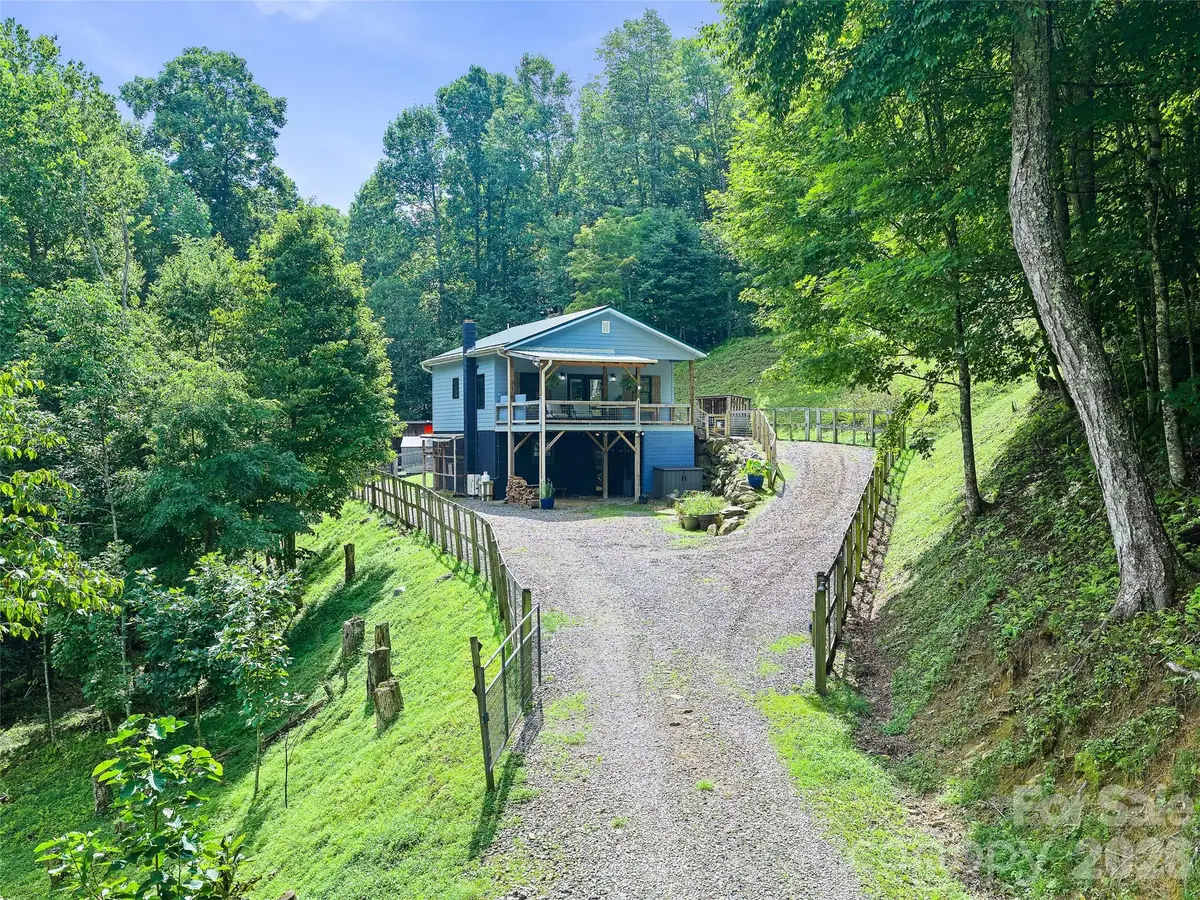 1523 Roaring Fork Road, Burnsville, NC 28714 - #1