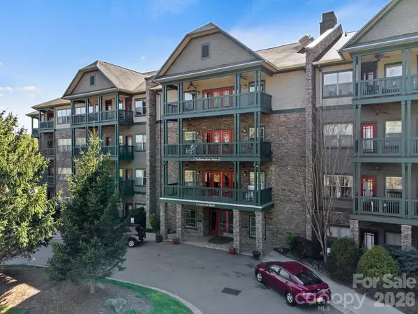 9 Kenilworth Knoll #207, Asheville, NC 28805