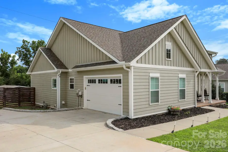 8 Vedder Way, Swannanoa, NC 28778 - #2