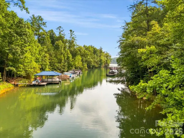 178 Lentz Landing Lane, Nebo, NC 28761