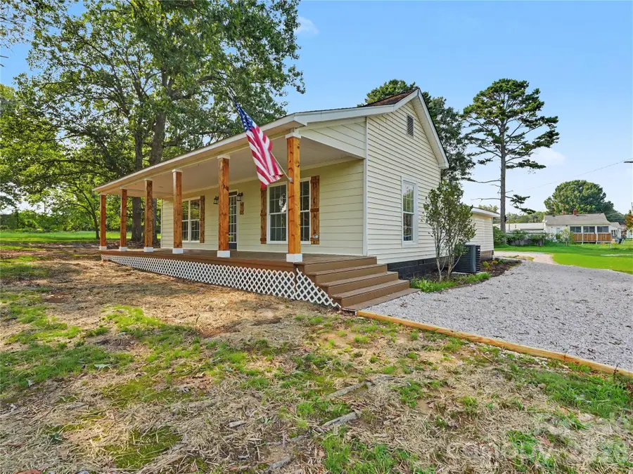 410 E 16th Street, Kannapolis, NC 28083 - #3