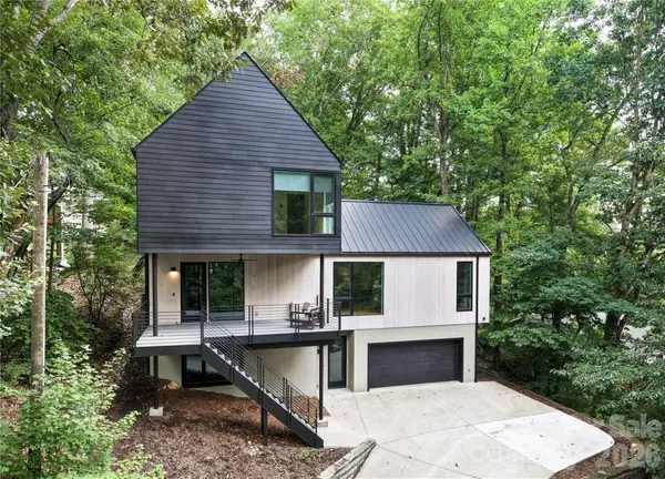 190 Rumbough Place, Asheville, NC 28806