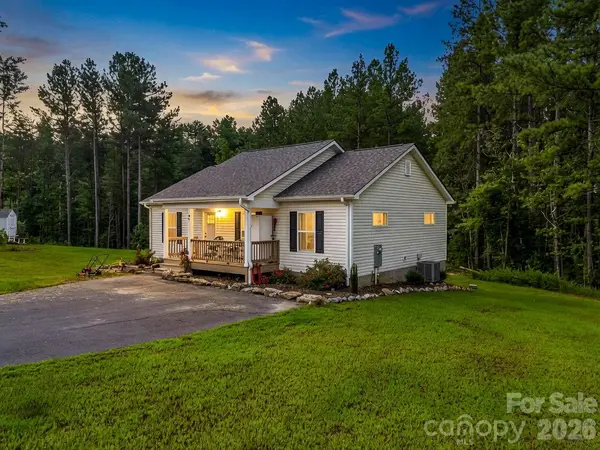47 Heartleaf Lane, Columbus, NC 28722