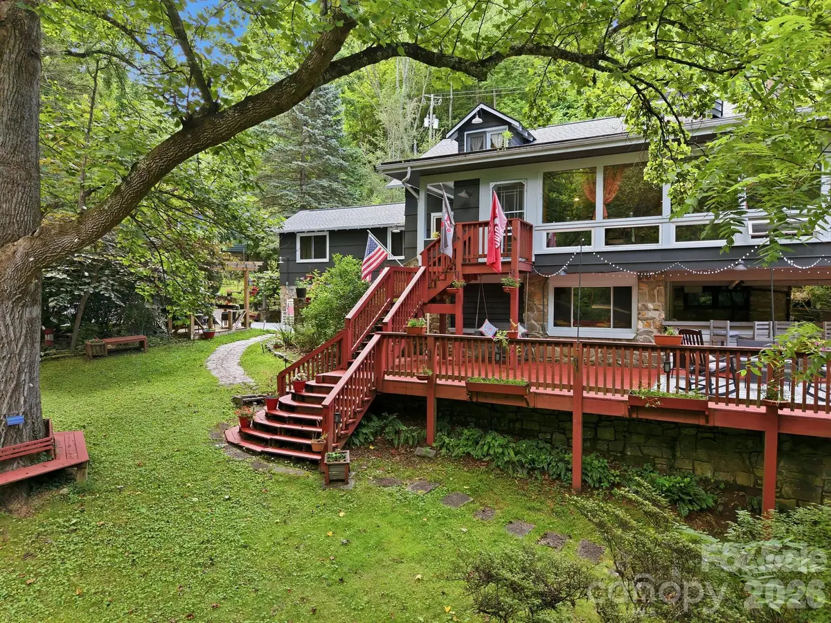 146 Chestnut Walk Drive, Waynesville, NC 28786 - #1