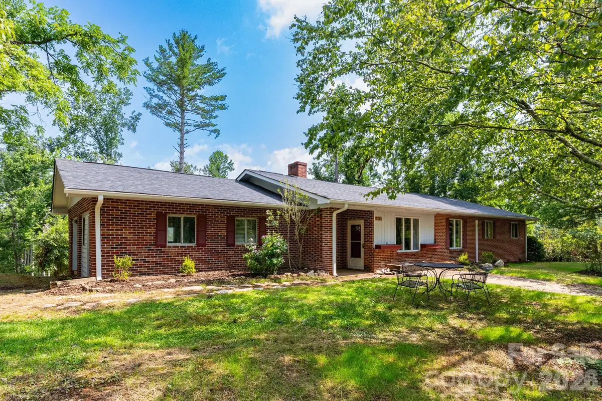 1860 Deer Park Lake Road, Spruce Pine, NC 28777 - #1
