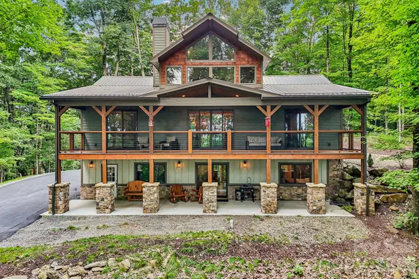 1067 English Ridge Drive, Mars Hill, NC 28754
