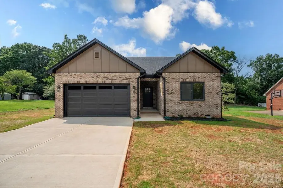 2648 Prince Drive, Lincolnton, NC 28092 - #2