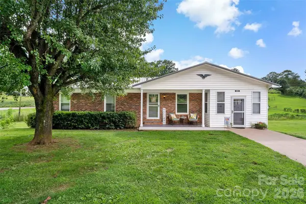 204 Quail Hollow Road, Marion, NC 28752