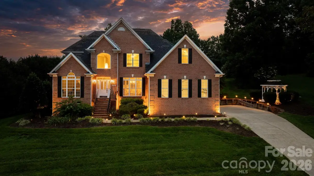 1025 N Shore Drive, Hickory, NC 28601 - #1