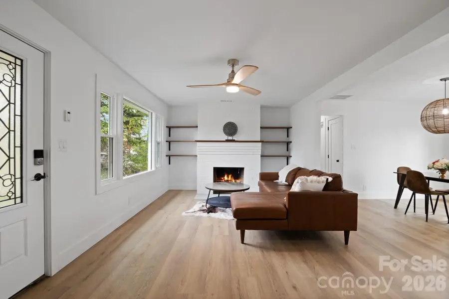 80 Clarendon Road, Asheville, NC 28806 - #3