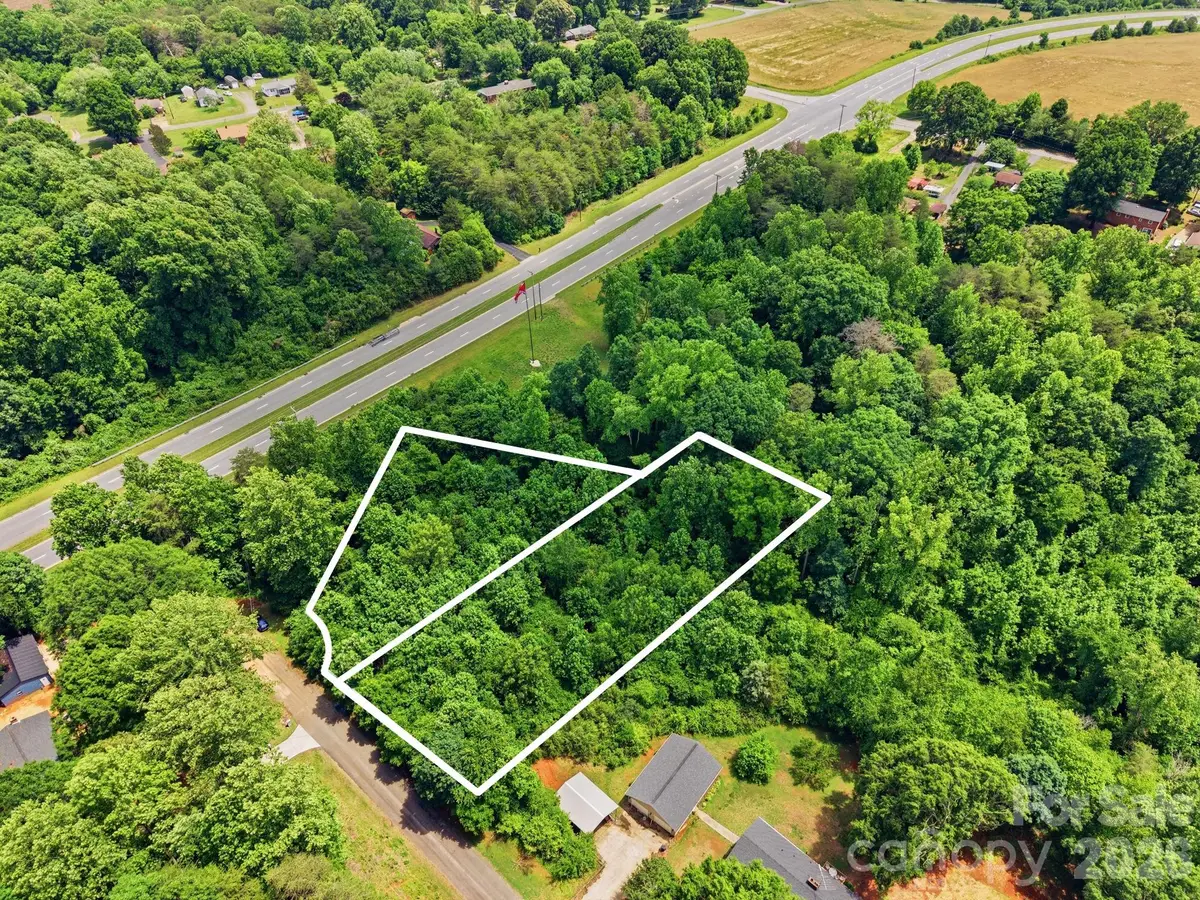 18 Easthaven Drive, Newton, NC 28658 - #1