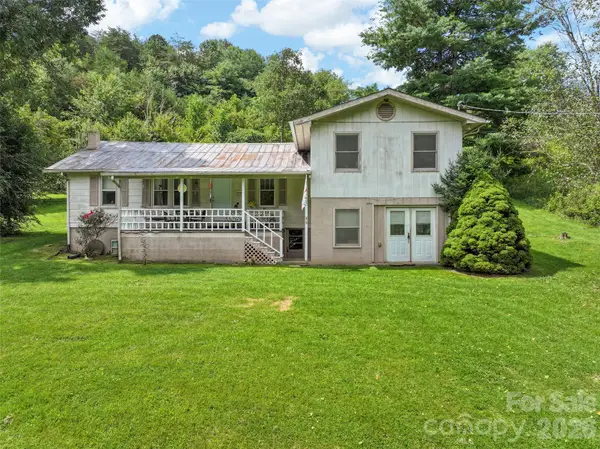 46 Trevor Court, Clyde, NC 28721