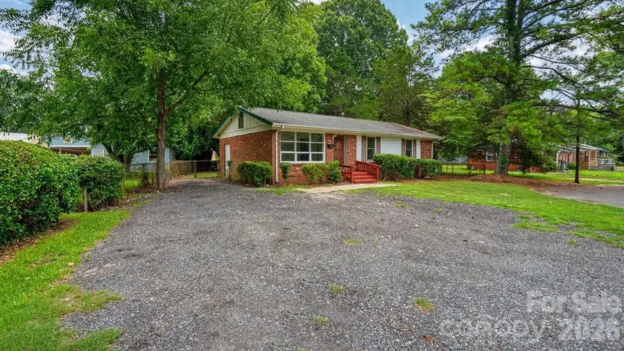634 Kentbrook Drive, Charlotte, NC 28213 - #3