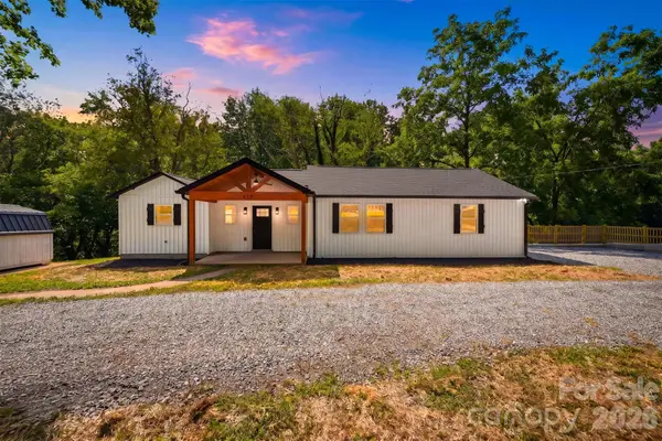 419 Rockyford Street, Morganton, NC 28655