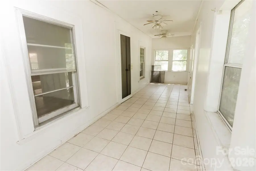 329 Finley Avenue Nw, Lenoir, NC 28645 - #3