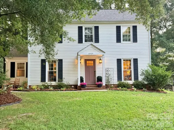 8929 Gamesford Drive, Charlotte, NC 28277