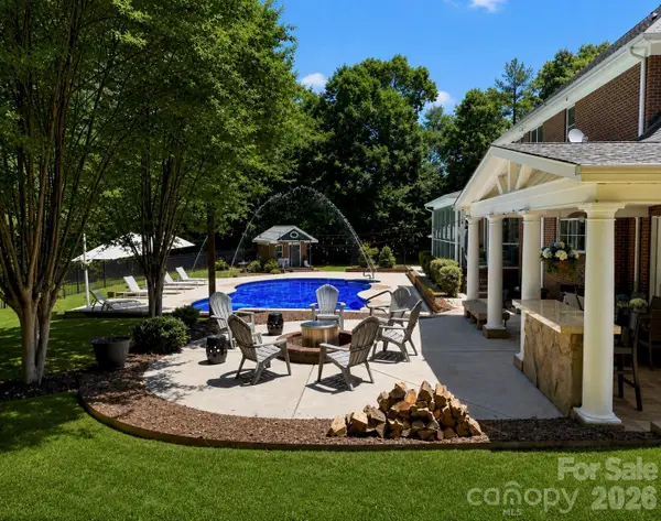 6263 Chamar Circle, Kannapolis, NC 28081