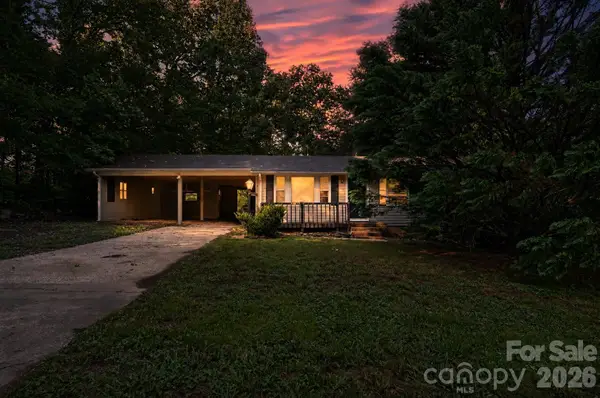 607 Texas Trail, Dallas, NC 28034
