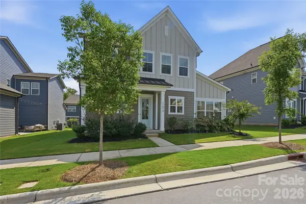 15610 Sanderson Hill Road, Davidson, NC 28078