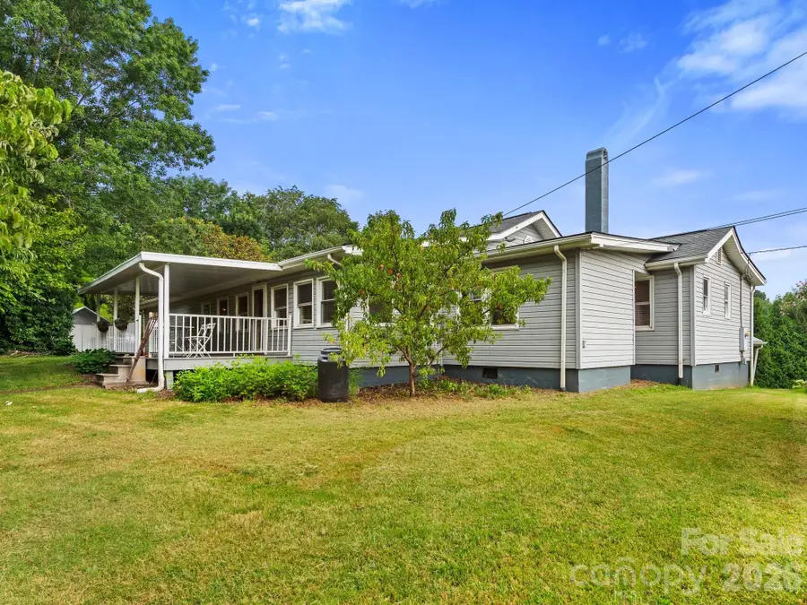 32 Fair Drive, Candler, NC 28715 - #3