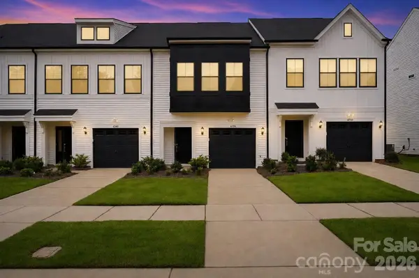 6336 Abelia Avenue, Charlotte, NC 28269
