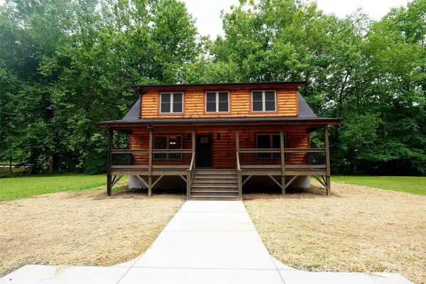 616 Twinbrook Lane, Maggie Valley, NC 28751