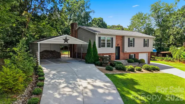 4536 Kings Circle, Hickory, NC 28602