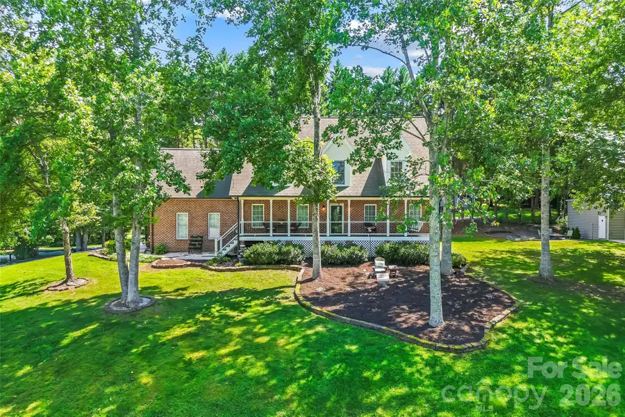 313 Springwood Drive Ne, Valdese, NC 28690 - #2