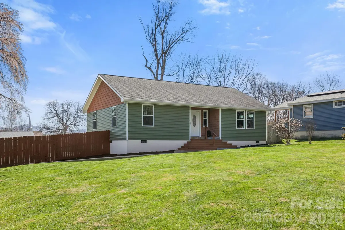 1844 Willow Road, Hendersonville, NC 28739 - #1