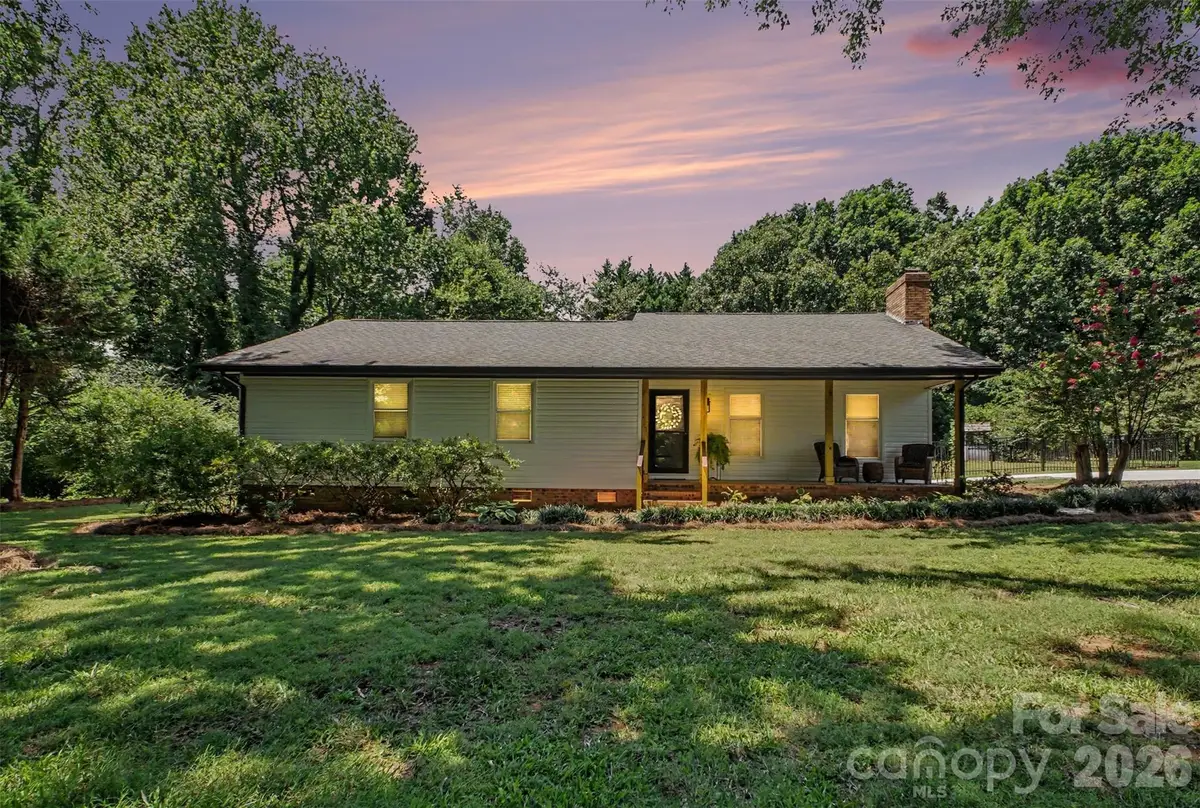 8319 Vagabond Road, Charlotte, NC 28227 - #1