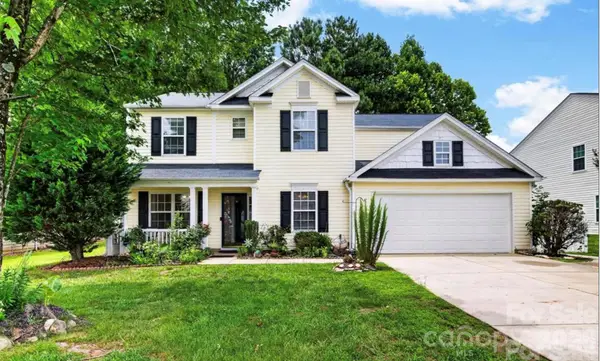 9833 Aventide Lane, Charlotte, NC 28215