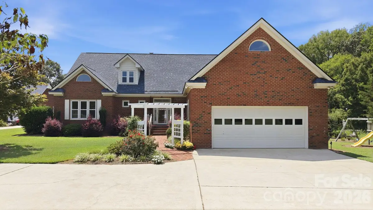 6303 Pointe Lane #25, Rocky Mount, NC 27803 - #1
