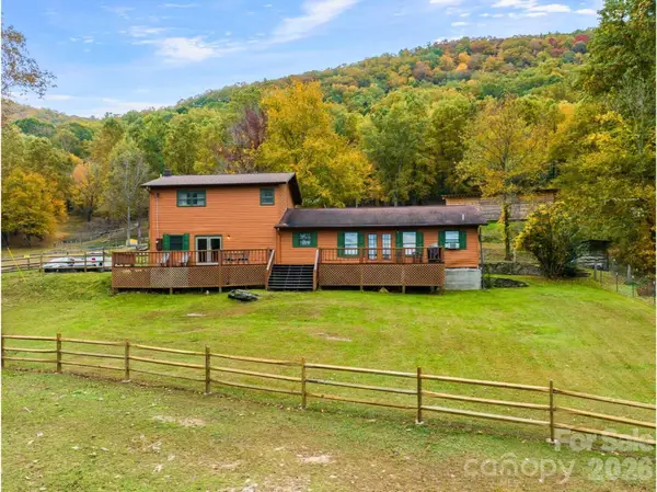540 Duncan Creek Road, Fletcher, NC 28732