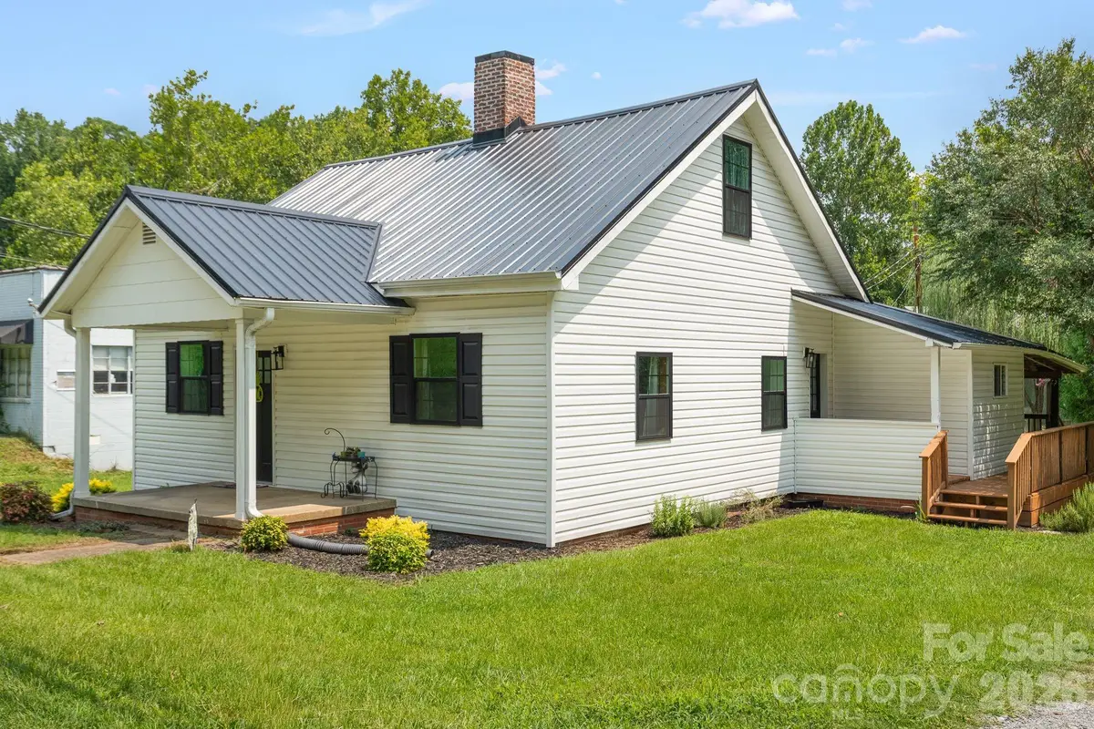 636 N Trade Street, Tryon, NC 28782 - #1