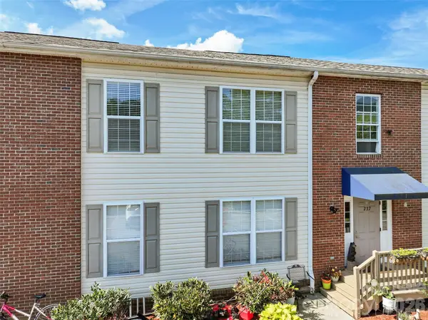 237 Camelot Drive #B, Waynesville, NC 28786
