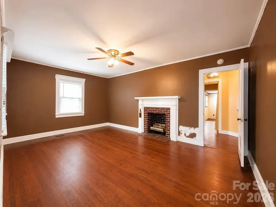 132 Gregg Avenue, Chester, SC 29706 - #2