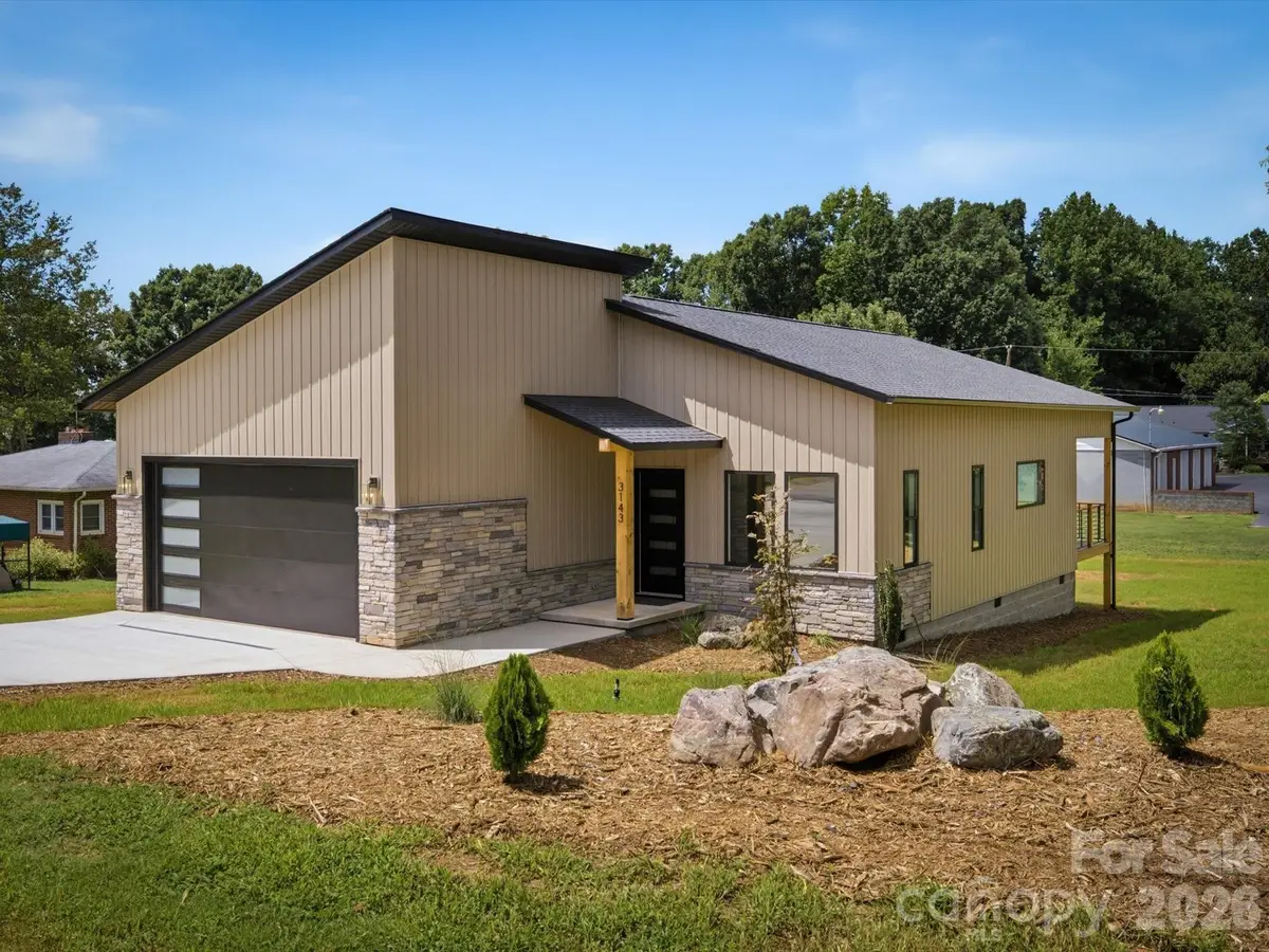 3143 2nd Street, Valdese, NC 28690 - #1