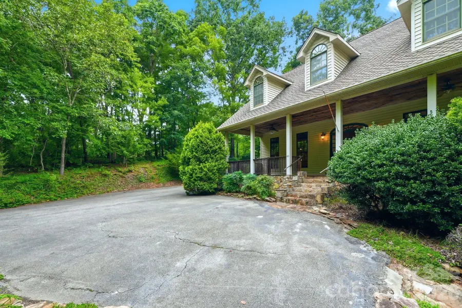 721 Canterbury Road, Kings Mountain, NC 28086 - #3