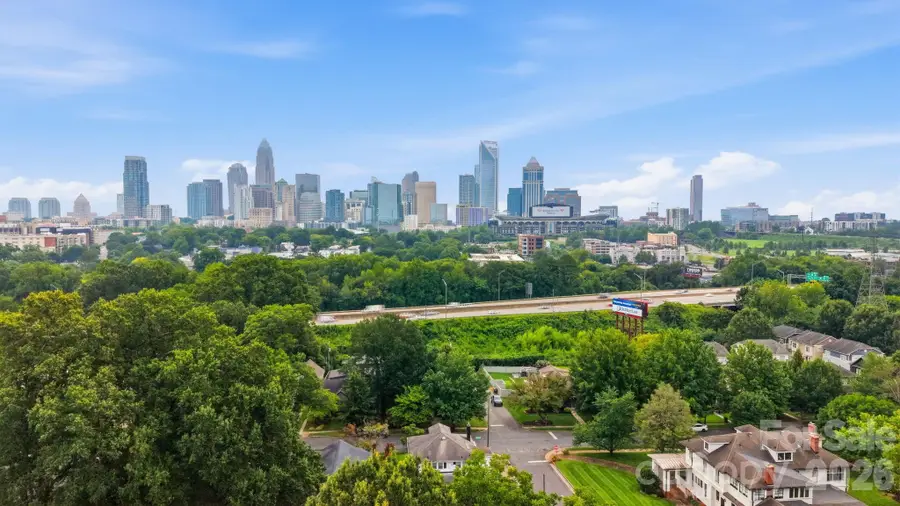 321 Grandin Road, Charlotte, NC 28208 - #2