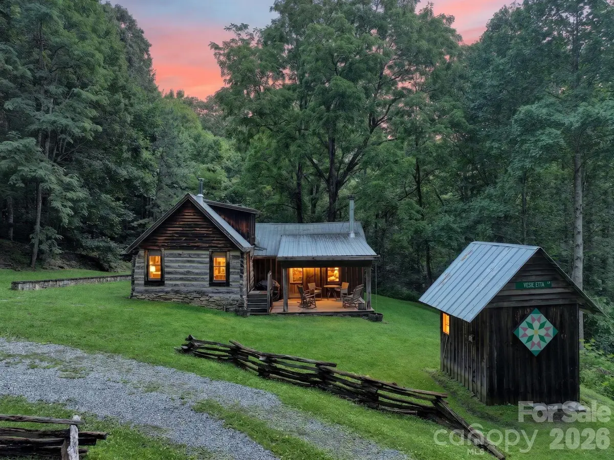 142 Marquis Lane, Waynesville, NC 28785 - #1