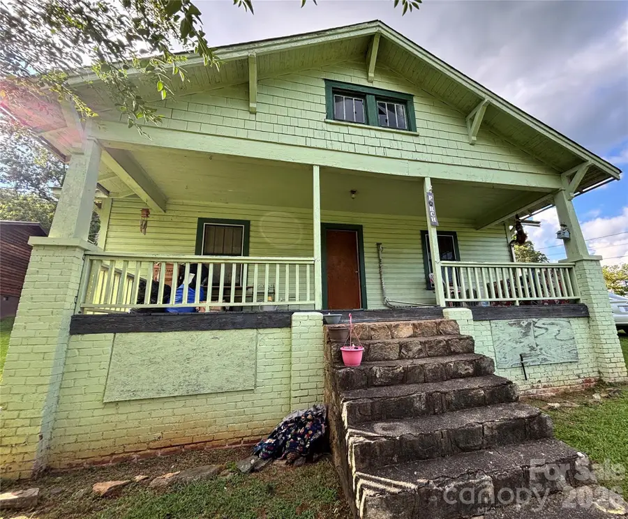 1102 Regal Place Nw, Lenoir, NC 28645 - #3