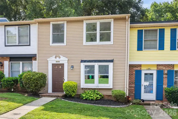 8254 Knights Bridge Road, Charlotte, NC 28210