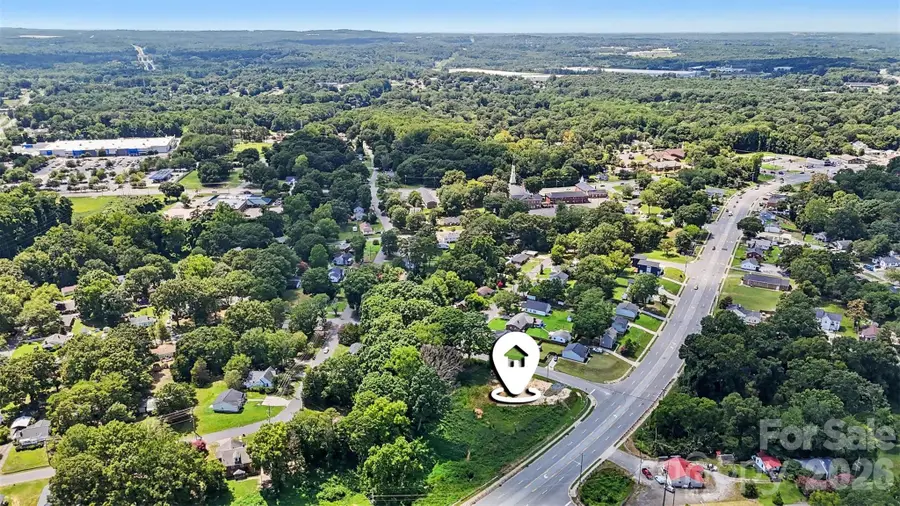 415 White Street, Gastonia, NC 28052 - #2
