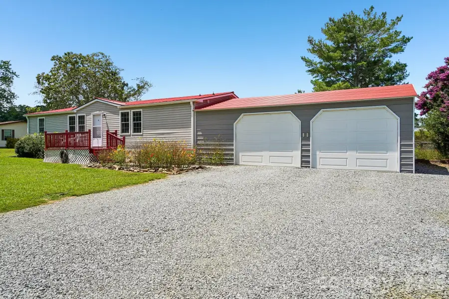 210 Leigh Anne Lane, Horse Shoe, NC 28742 - #2