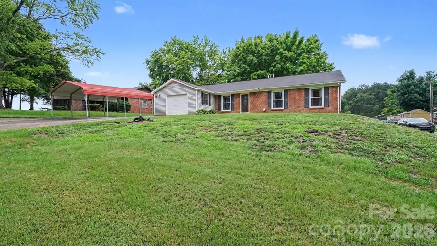 3766 Danube Drive, Winston Salem, NC 27105 - #3